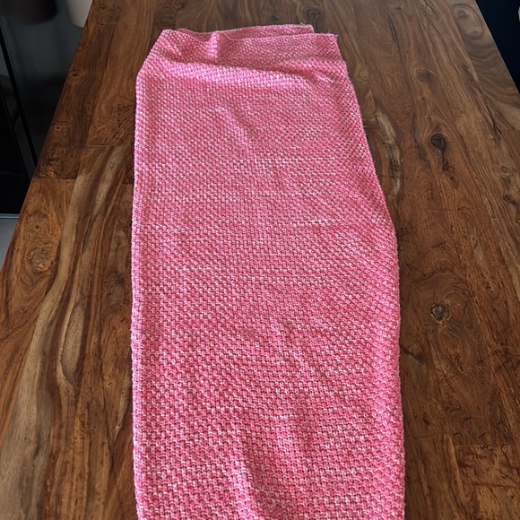 Pink knit mermaid blanket one size 66” by 33” - Picture 2 of 4
